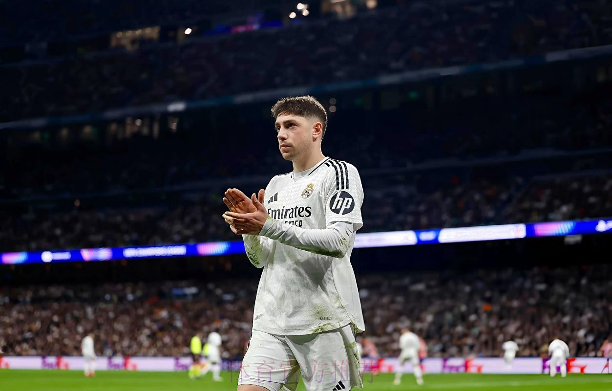 西媒:皇马担心巴尔韦德伤势 球员决心在欧冠复出 西媒:皇马担心巴尔韦德伤势 球员决心在欧冠复出